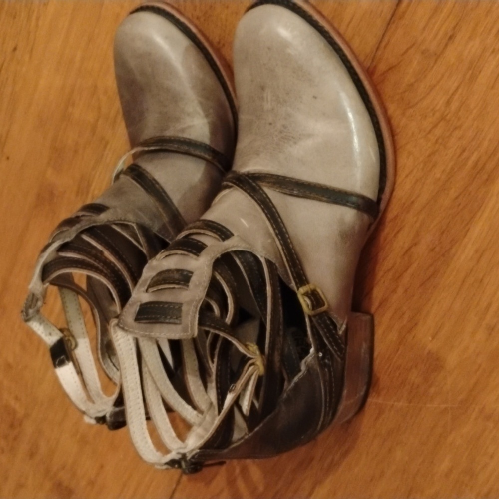 Freebird by Steven size 8 short boots Grey/ light green hints? Tan accents .